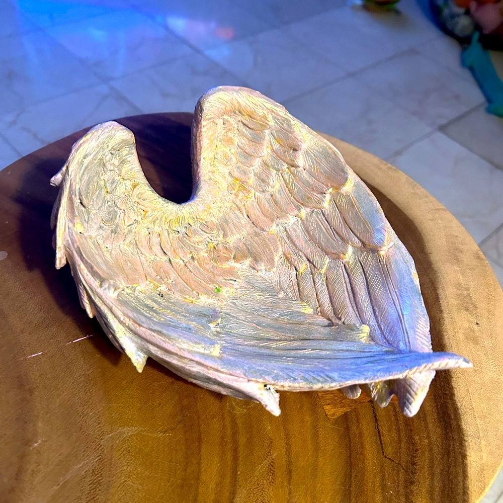 Pink and gold angel wings dish